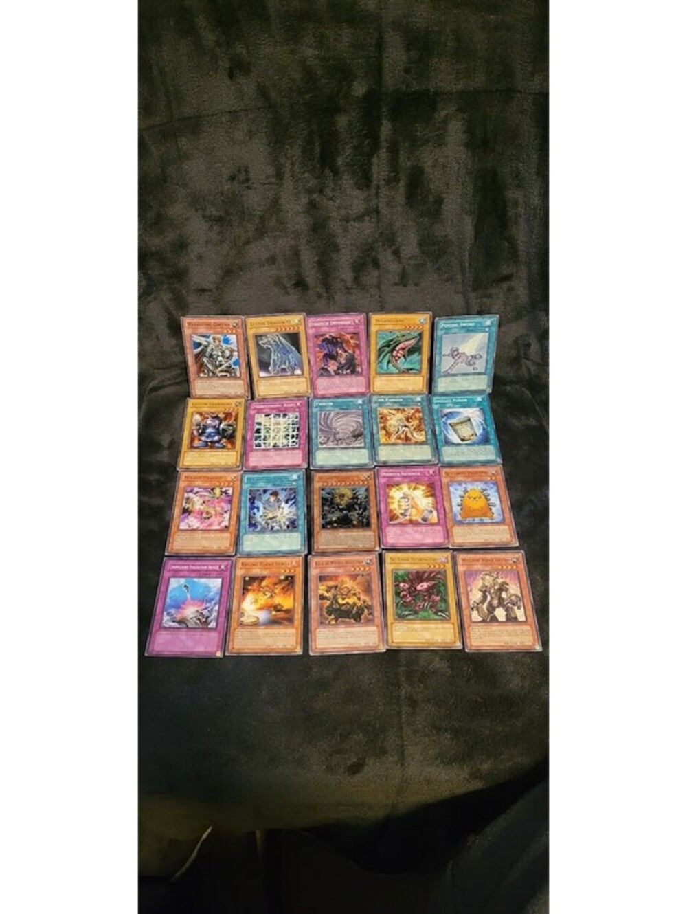 Lot of 20 Vintage Yu Gi Oh Cards From The 1990s